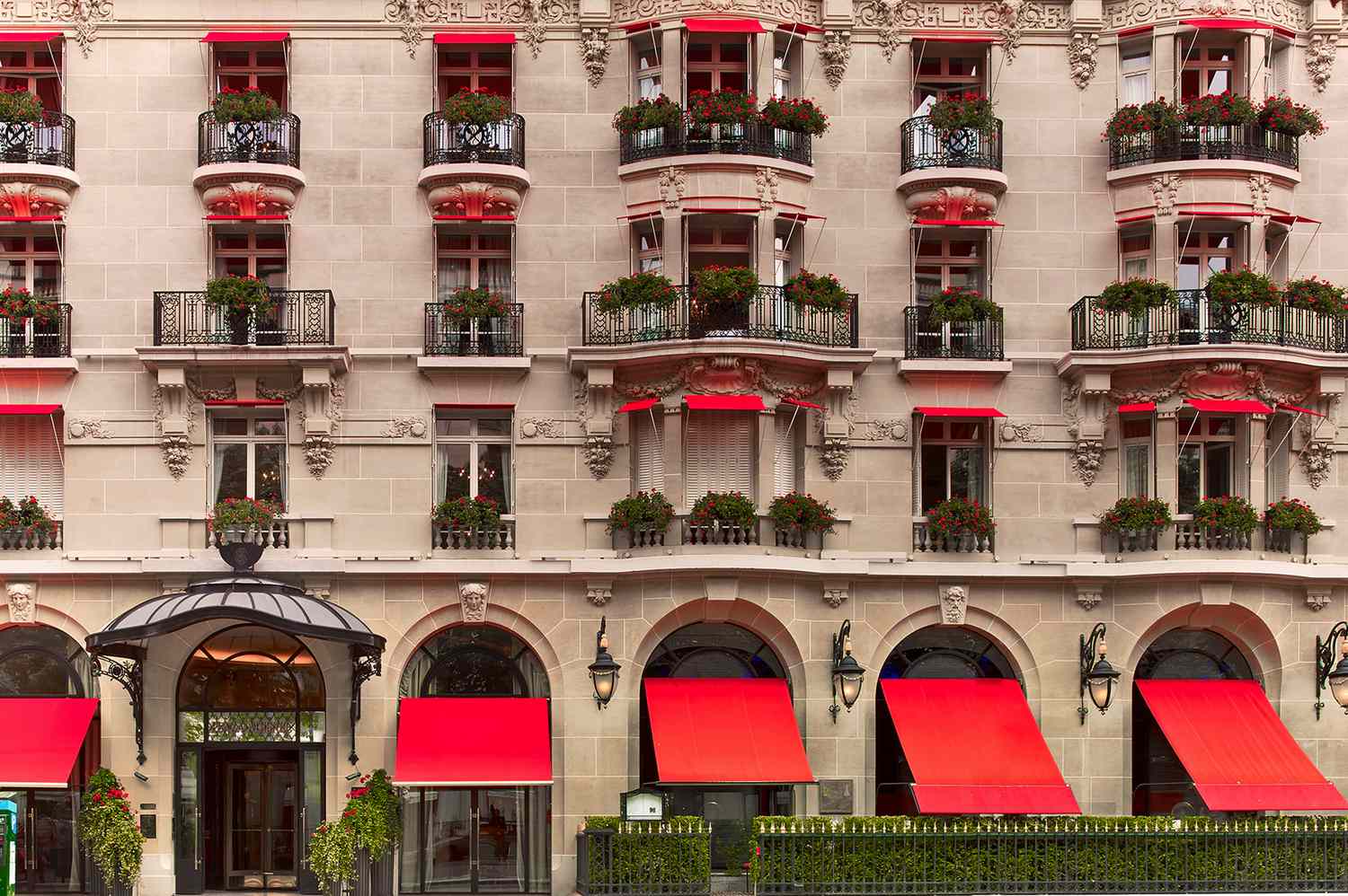 Hotel Plaza Athenee Paris: Inside the Iconic Palace